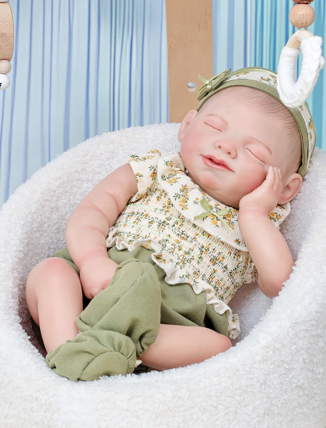 Realistic 20 Inch Baby Doll with Accessories O7560
