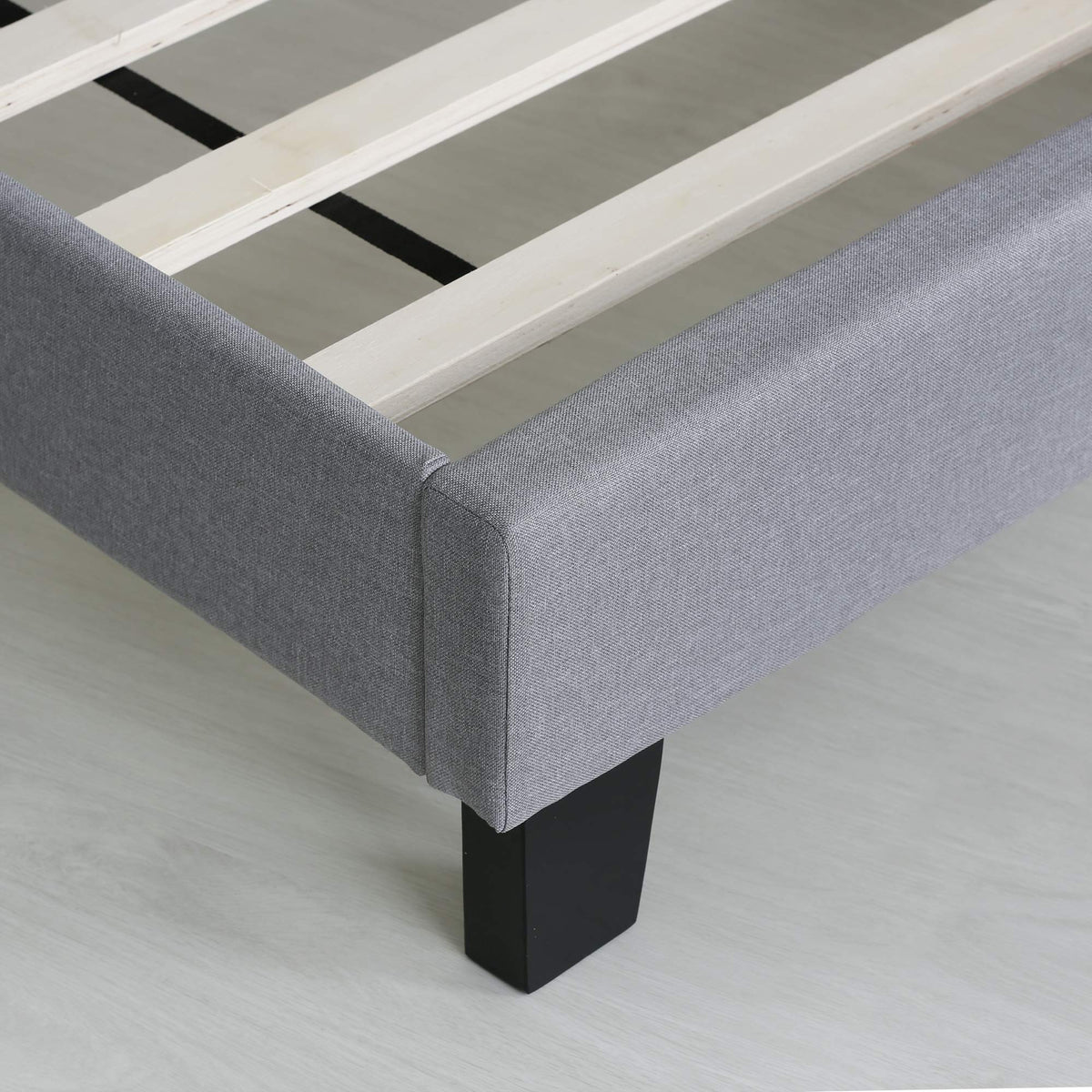 California King Upholstered Platform Bed Frame Y4859