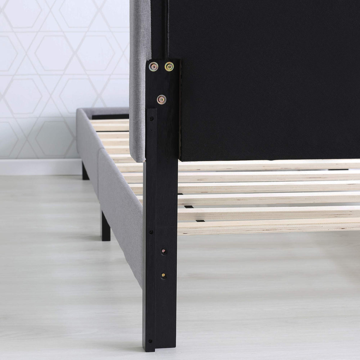 California King Upholstered Platform Bed Frame Y4859